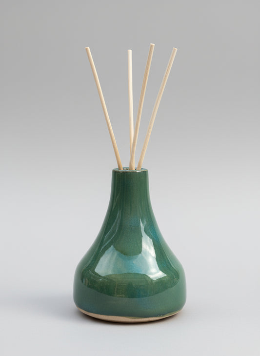 Hand Crafted Reed Diffuser - Meadow Green